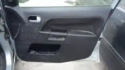 Здавання транспортного засобу ford fusion (cbk) g/fxjb року 2002 потужний 