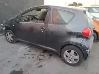 Sloopvoertuig toyota aygo (kgb/wnb) 1krfe van het jaar 2005 aangedreven 