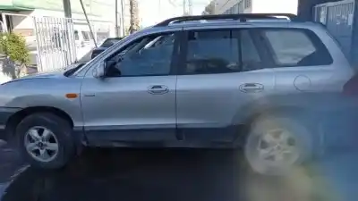 Veicolo di demolizione hyundai santa fe (sm) d4ea-v dell'anno 2004 alimentato 