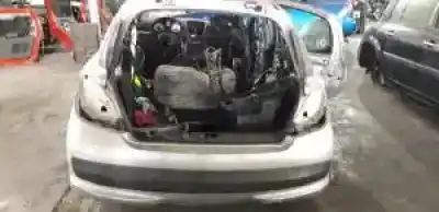 Veículo de Sucata peugeot 207 d-8hz do ano 2006 alimentado 