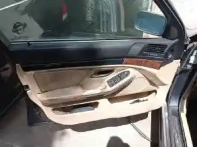 Hurda Aracı bmw serie 5 berlina (e39) 306d1 yılın 2001 güçlü 