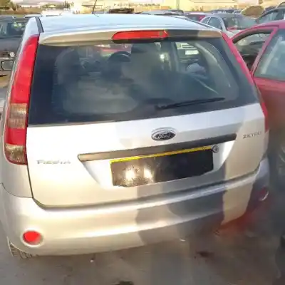 Здавання транспортного засобу ford fiesta (cbk) fxja року 2001 потужний 