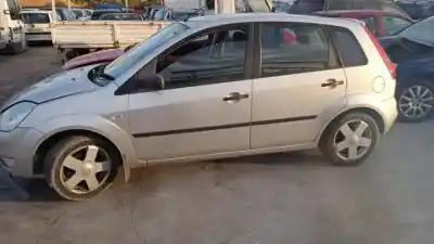 Здавання транспортного засобу ford fiesta (cbk) fxja року 2001 потужний 