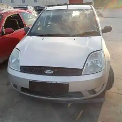 Здавання транспортного засобу ford fiesta (cbk) fxja року 2001 потужний 