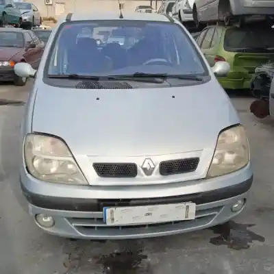 Здавання транспортного засобу RENAULT                                            SCENIC (JA..)                                                                                                                                                                                                                                              K4J750 року 2001 потужний 