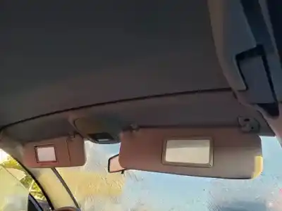 Veículo de Sucata peugeot 206 cc nfutu5jp4 do ano 2000 alimentado 