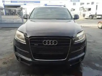 Sloopvoertuig AUDI                                               Q7 (4L)                                                                                                                                                                                                                                                    BAR                                                                                                                                                                                                                                                        van het jaar 2006 aangedreven 