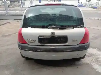 Scrapping Vehicle renault clio ii fase i (b/cbo) e7j780 of the year 1998 powered 