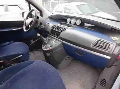 Sloopvoertuig fiat ulysse (179) 4hwdw12ated4 van het jaar 2002 aangedreven 