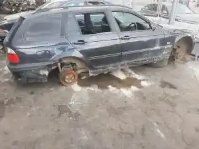 Veículo de Sucata bmw serie 3 touring (e46) m57d30 do ano 2000 alimentado 