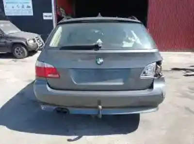 Sloopvoertuig bmw serie 5 touring (e61) 256s5 van het jaar 2004 aangedreven 