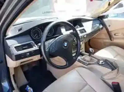 Sloopvoertuig bmw serie 5 touring (e61) 256s5 van het jaar 2004 aangedreven 