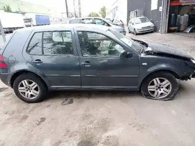 Hurda Aracı volkswagen                                         golf iv berlina (1j1)                                                                                                                                                                                                                                      highline                                                                                                                                                                                                                                                   yılın 2001 güçlü azd