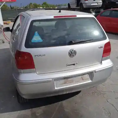 Veículo de Sucata volkswagen polo berlina (6n2) amf do ano 1999 alimentado 