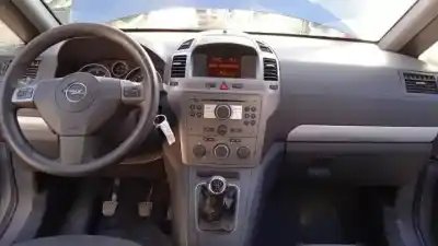 Scrapping Vehicle opel zafira b d-z19dt of the year 2005 powered 