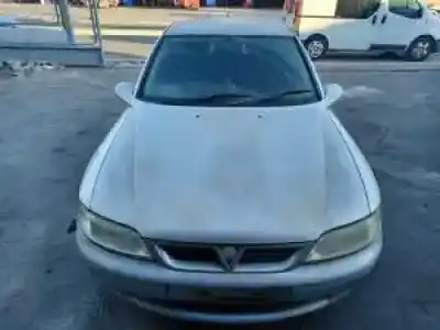 Veicolo di demolizione OPEL VECTRA B BERLINA X18XE1 dell'anno 1995 alimentato 