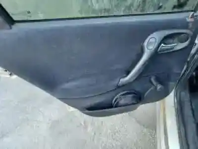 Vehicul casat opel vectra b berlina x18xe1 al anului 1995 alimentat 