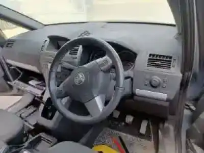 Veículo de Sucata opel zafira b g-z18xer do ano 2005 alimentado 