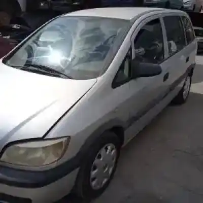 Veículo de Sucata opel zafira a y20dth do ano 2000 alimentado 