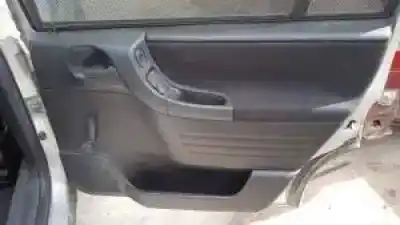 Veículo de Sucata opel zafira a y20dth do ano 2000 alimentado 