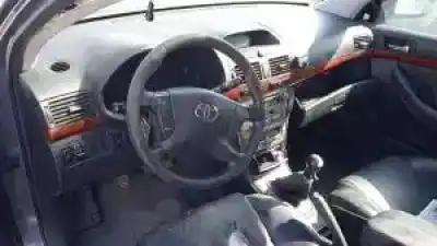 Scrapping Vehicle toyota avensis berlina (t25) 1cdftv of the year 2003 powered 