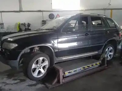 Scrapping Vehicle bmw x5 (e53) m57n306d4 of the year 2000 powered 