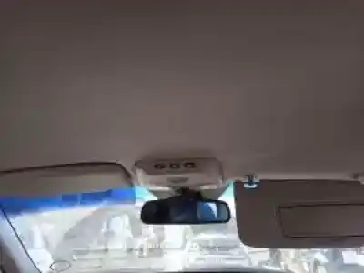 Sloopvoertuig volvo v70 familiar d5244t.d5244t5 van het jaar 2002 aangedreven 