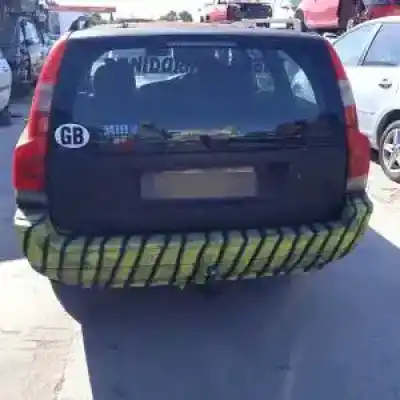 Sloopvoertuig volvo v70 familiar d5244t.d5244t5 van het jaar 2002 aangedreven 