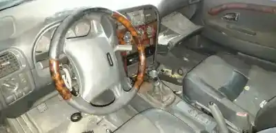 Vehicul casat volvo s40 berlina d4192t2 al anului 1999 alimentat 