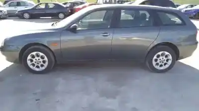 Veículo de Sucata alfa romeo 156 (116) ar32301 do ano 2000 alimentado 