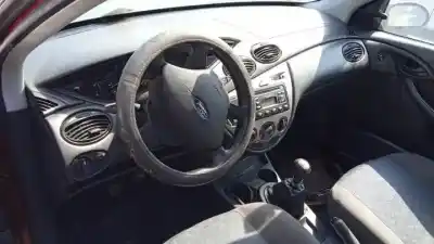 Veicolo di demolizione ford focus turnier (cak) ffda dell'anno 1998 alimentato 