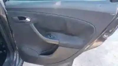 Scrapping Vehicle seat altea (5p1) 2.0 tdi 16v of the year 2004 powered 