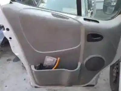 Veículo de Sucata opel vivaro f9q760 do ano 2001 alimentado 