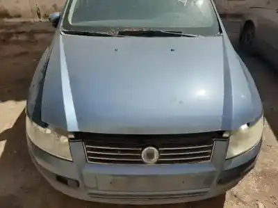 Veicolo di demolizione FIAT STILO (192) G/ 182B6000 dell'anno 2001 alimentato 