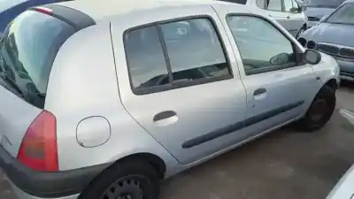 Scrapping Vehicle RENAULT CLIO II FASE I (B/CBO) K4J712 of the year 1998 powered 