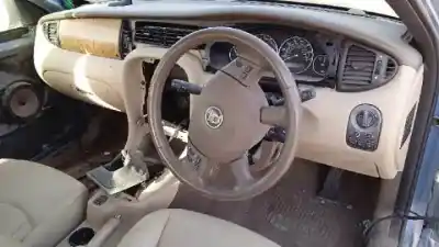 Здавання транспортного засобу jaguar x-type i (x400) 2.5 v6 a las 4 ruedas року 2001 потужний 