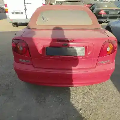 Veículo de Sucata renault megane i fase 2 cabriolet (ea..) k4m700 .k7m702.k4m700.k4ma7.k4m.k4m708 do ano 2000 alimentado 