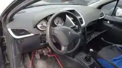 Veículo de Sucata peugeot 207 g-kfv do ano 2006 alimentado 