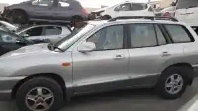 Veicolo di demolizione hyundai santa fe (sm) d4ea-v dell'anno 2001 alimentato 