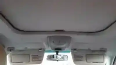 Veicolo di demolizione hyundai santa fe (sm) d4ea-v dell'anno 2001 alimentato 