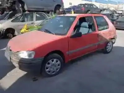 Sloopvoertuig peugeot 106 (s2) hdz(tu1m) van het jaar 1996 aangedreven 