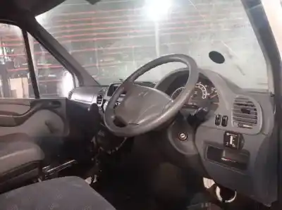 Veicolo di demolizione mercedes-benz sprinter furgón 612981 dell'anno 2002 alimentato 