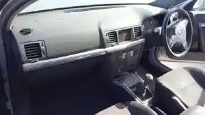 Veículo de Sucata opel vectra c berlina d-z19dth do ano 2005 alimentado 