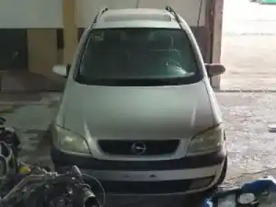 Veículo de Sucata opel zafira a y20dth do ano 2003 alimentado 