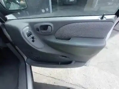 Scrapping Vehicle chrysler voyager (rg) enr of the year 2004 powered 