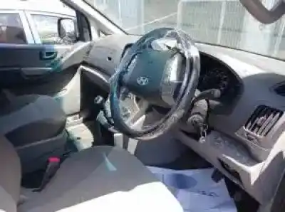 Veículo de Sucata hyundai h1 le04 do ano 2011 alimentado 