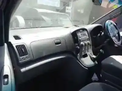 Veículo de Sucata hyundai h1 le04 do ano 2011 alimentado 