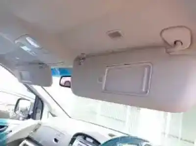 Veículo de Sucata hyundai h1 le04 do ano 2011 alimentado 