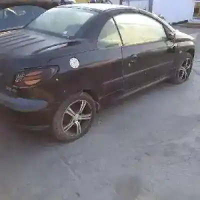 Veículo de Sucata peugeot 206 cc nfu(tu5jp4) do ano 2001 alimentado 