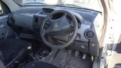 Veículo de Sucata peugeot partner (s2) rhy do ano 2002 alimentado 